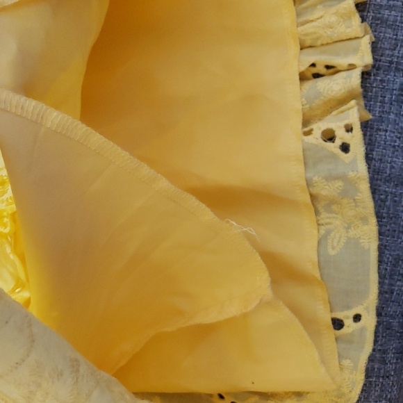 Simplee Summer Eyelet Lace Lined Mini Belted Dress in Yellow XL - Picture 10 of 13